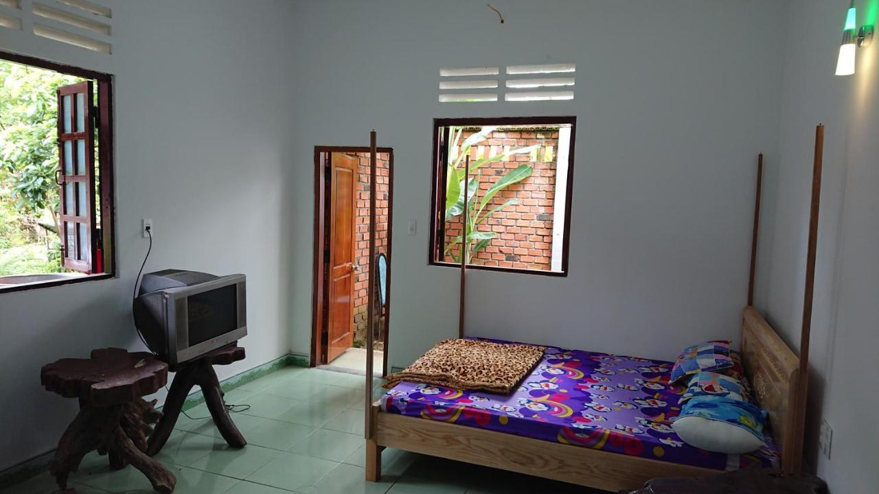 Vuonthuguesthousegarden Kon Tum Extérieur photo